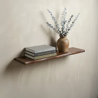 מדף צף מעוצב דגם PELE עץ מלא בגוון אגוז-מידות לבחירה