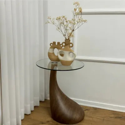 שולחן צד מעוצב דגם LENY רגל עץ אגוז בשילוב זכוכית